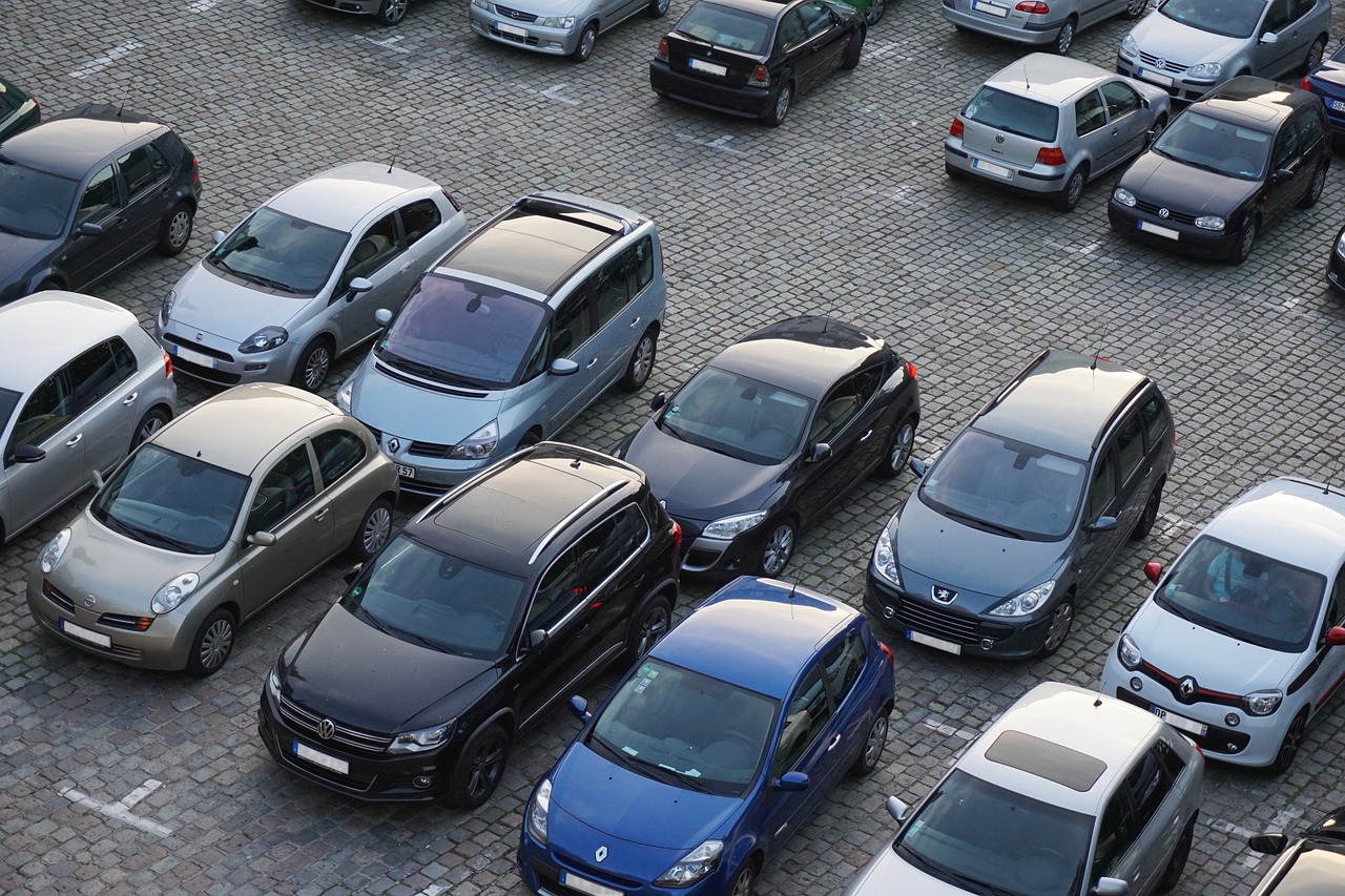 Skup samochodów Łódź – jak sprawnie i korzystnie sprzedać swoje auto?